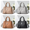 Bolso con Candado Decorativo C7871