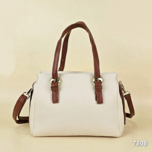 Bolso de Mano con Detalles Dorados C7808