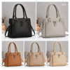 Cartera con botón C7879